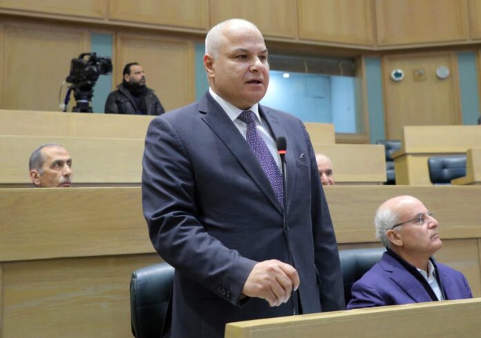 المستقل الاخباري البكار يؤدي اليمين الدستورية عضواً في مجلس الاعيان المستقل الاخباري البكار يؤدي اليمين الدستورية عضواً في مجلس الاعيان