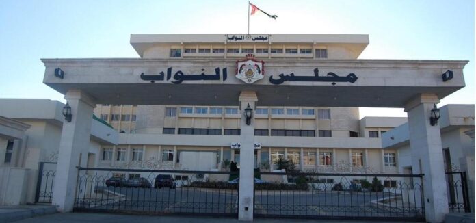 النواب: ردود الفعل العالمية تشكل دعما للقضية الفلسطينية النواب: ردود الفعل العالمية تشكل دعما للقضية الفلسطينية