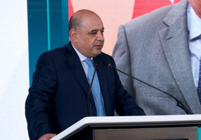 مندوبا عن الملك... الهناندة يفتتح منتدى استثمر بالاقتصاد الرقمي مندوبا عن الملك... الهناندة يفتتح منتدى استثمر بالاقتصاد الرقمي