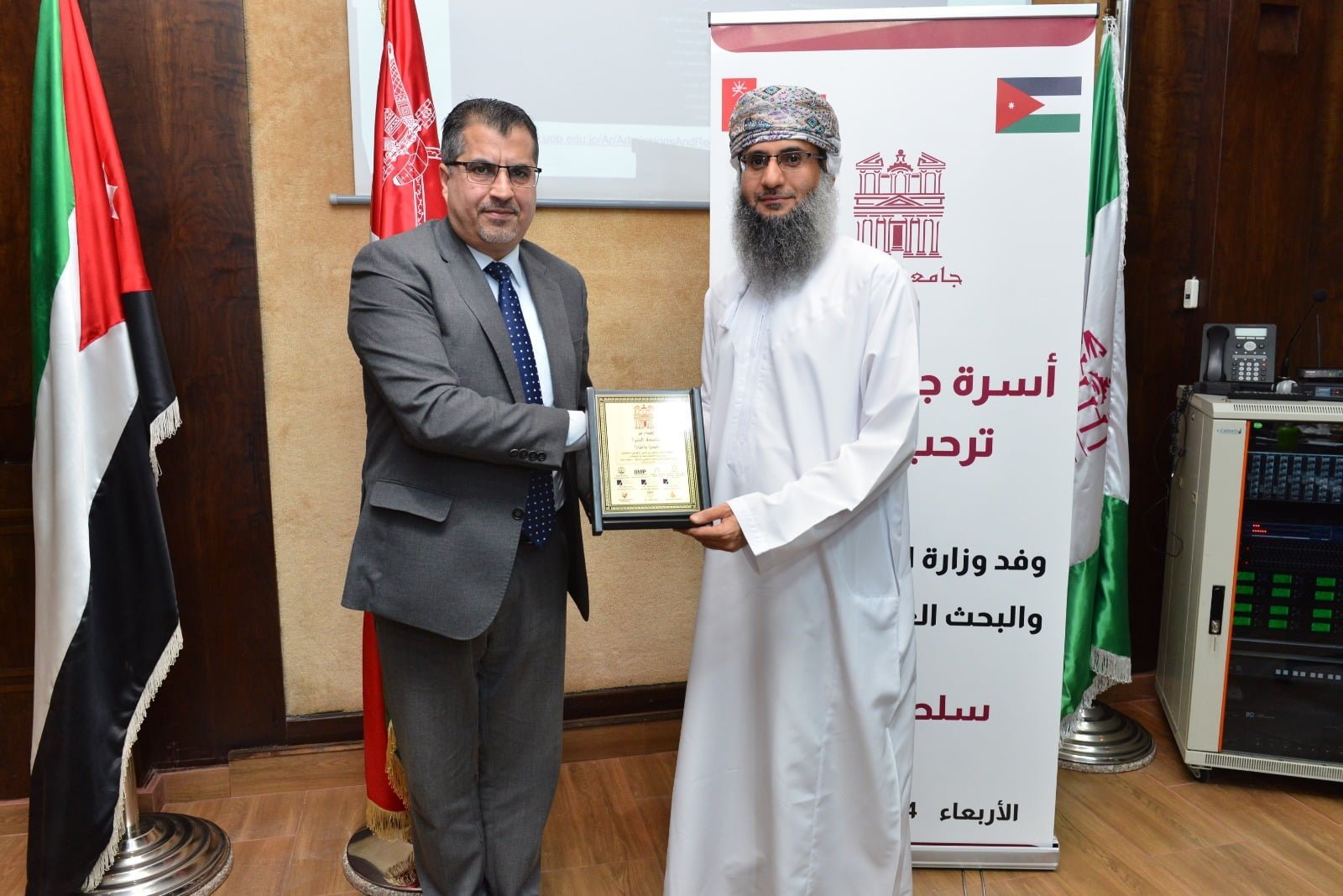 المستقل الاخباري جامعة البترا تستقبل وفدًا من وزارة التعليم العمانية