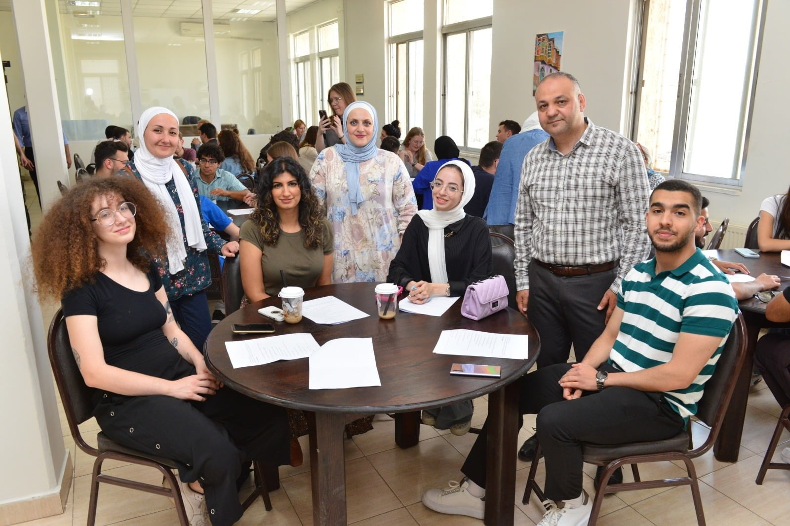 جامعة البترا تستقبل وفدًا طلابيًّا من أكاديمية (سجال)
