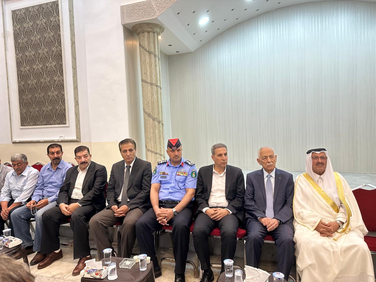 مندوبا عن الملك وولي العهد .. العيسوي يعزي عشيرة المقابلة