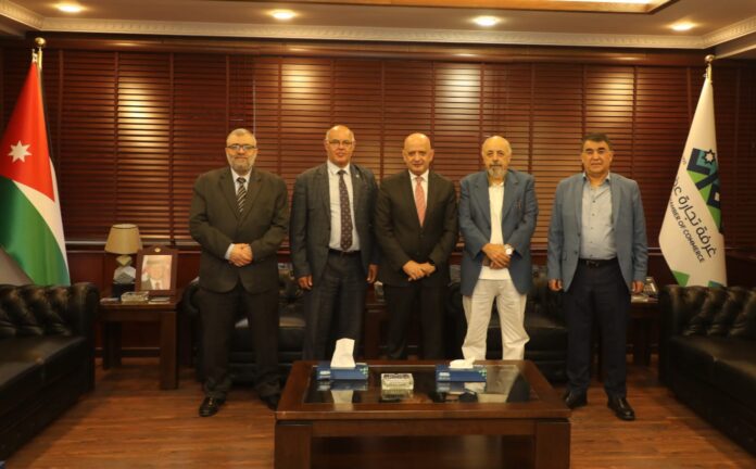 تجارة عمان تؤكد على ضرورة دعم وتمكين قطاع الإسكان تجارة عمان تؤكد على ضرورة دعم وتمكين قطاع الإسكان