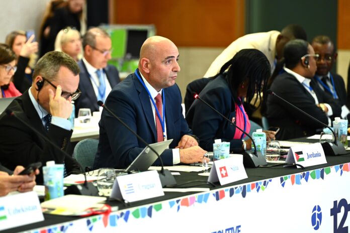 24f66bbf-de79-4f0e-9a2a-06933f845157