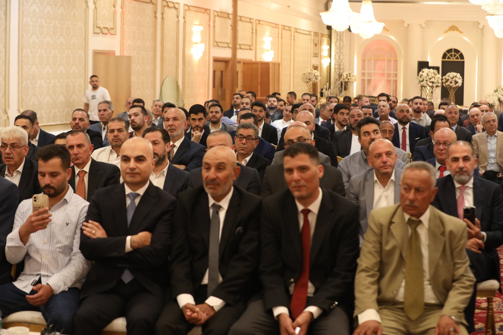 القاضي طلب ومراد اجاب .. آل الديك وآل الجبالي نسايب - صور