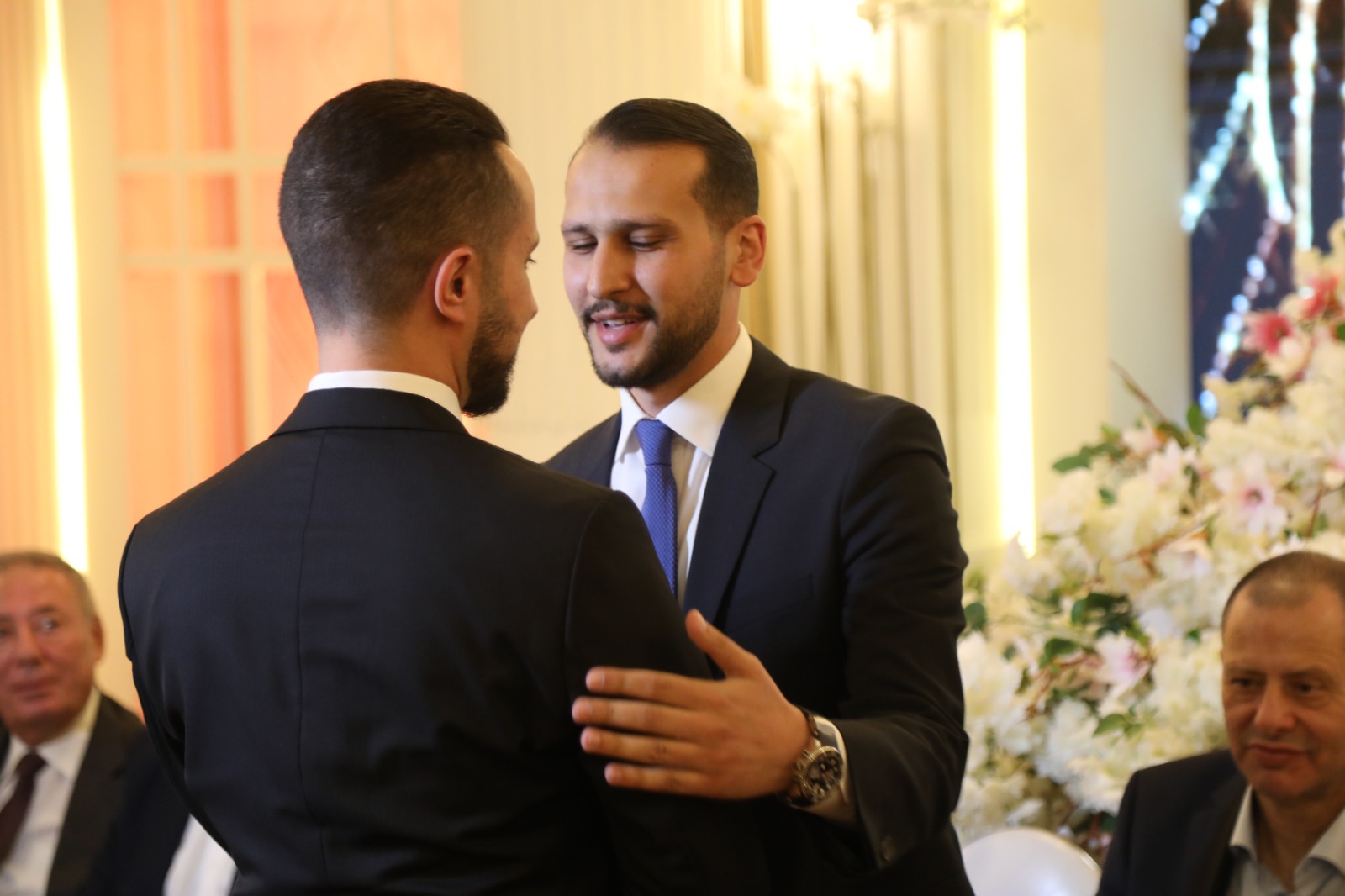 القاضي طلب ومراد اجاب .. آل الديك وآل الجبالي نسايب - صور