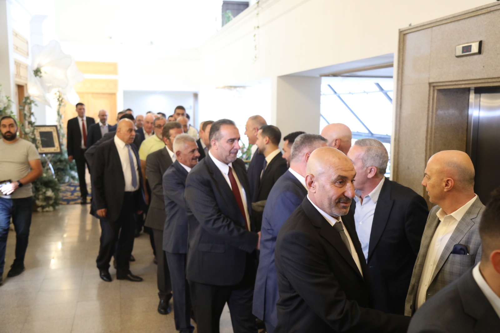 القاضي طلب ومراد اجاب .. آل الديك وآل الجبالي نسايب - صور