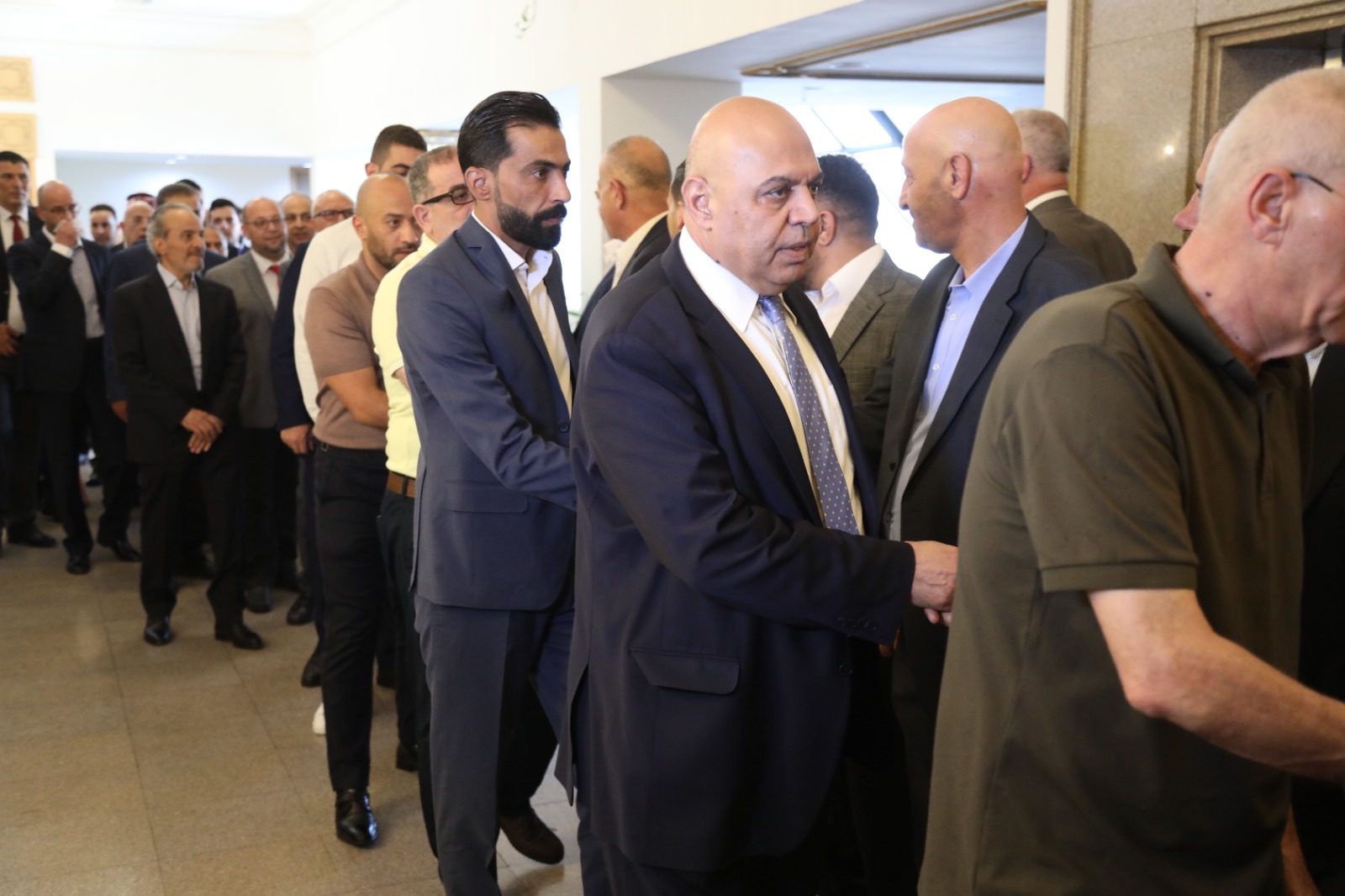 القاضي طلب ومراد اجاب .. آل الديك وآل الجبالي نسايب - صور