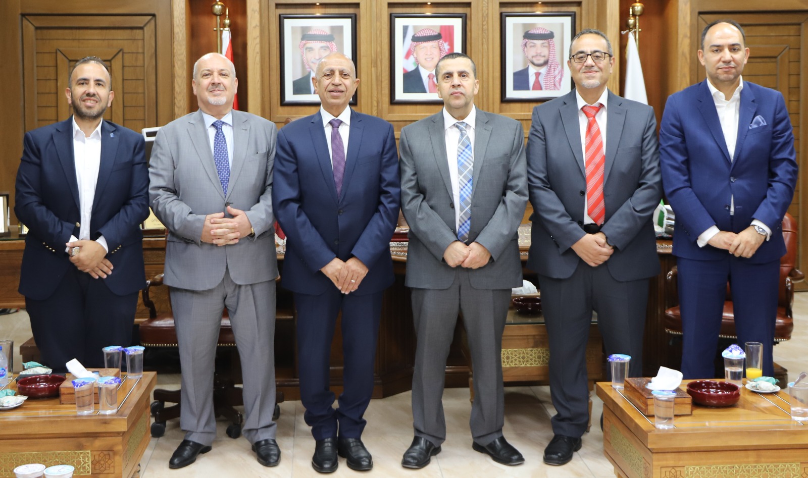 بحث سبل تعزيز التعاون بين البلقاء التطبيقية والأكاديمية العربية للعلوم والتكنولوجيا