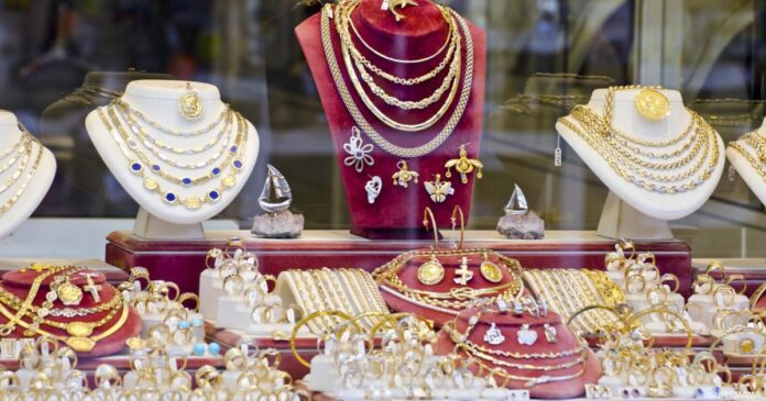 أسعار الذهب عند أعلى مستوياتها في أسبوع