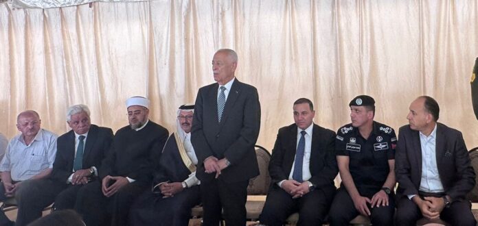 مندوبا عن الملك وولي العهد.. العيسوي قبيلة عباد