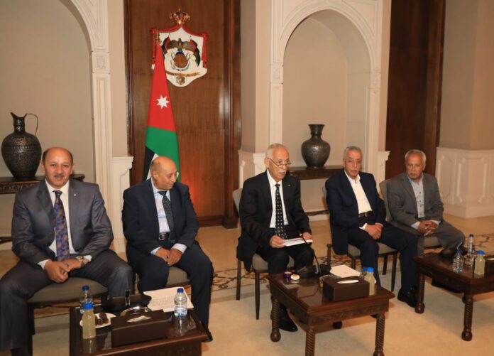 رئيس الديوان الملكي يلتقي وفدين من أبناء عشائر ارتيمة والثوابية والمراهفة