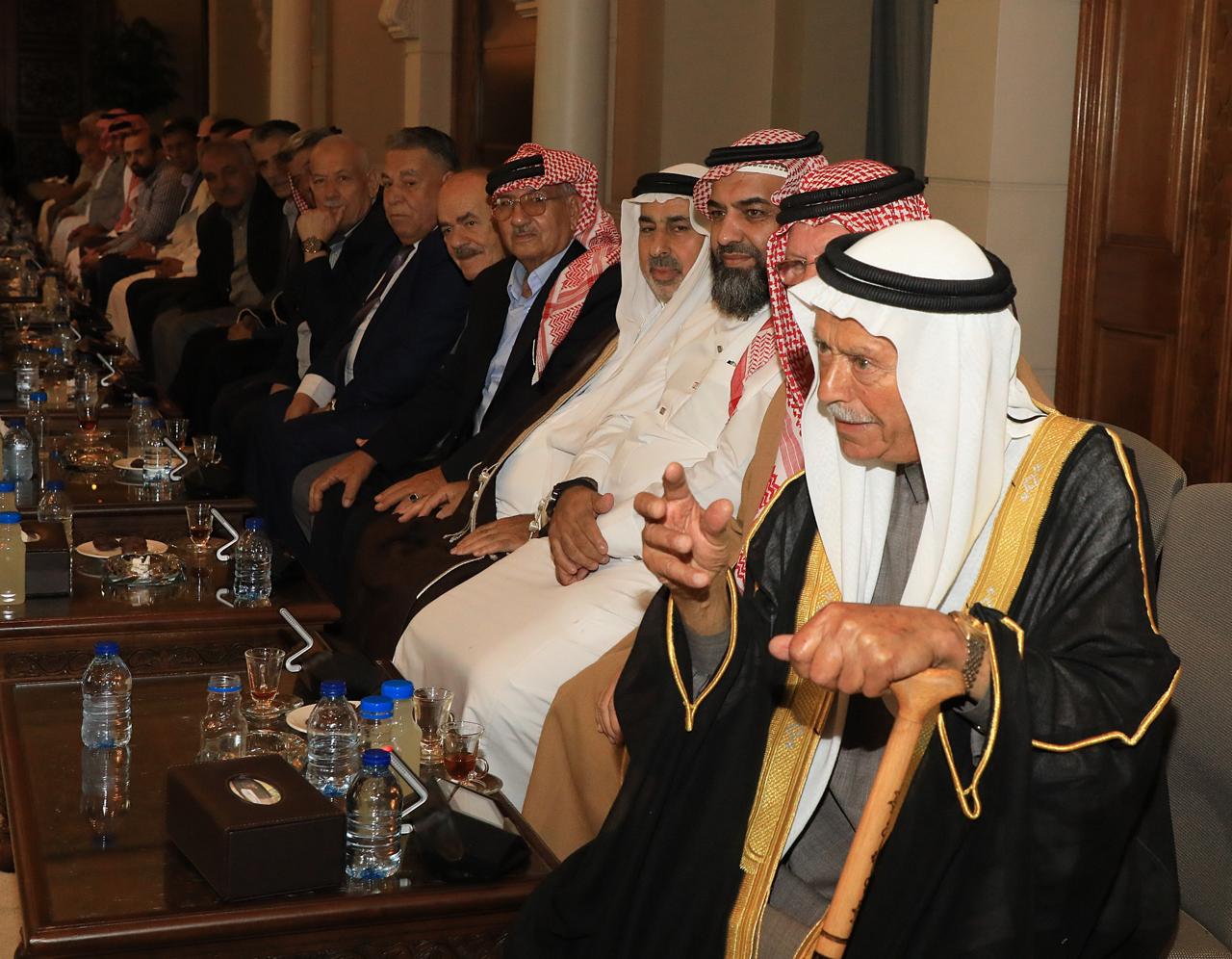 العيسوي يلتقي وفدين من أبناء بيت محسير والفلاحين بالرمثا