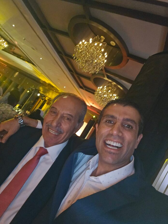 المحامي يوسف البشتاوي يهنئ النائب مجحم الصقور بمناسبة عقد قران نجله ليث