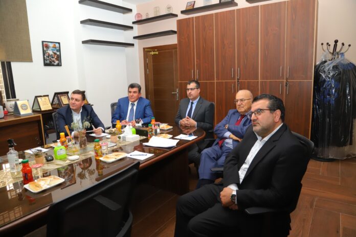 جامعة البترا تبحث مجالات التعاون في البحث العلمي مع الشركة الأردنية لإنتاج الادوية جامعة البترا تبحث مجالات التعاون في البحث العلمي مع الشركة الأردنية لإنتاج الادوية