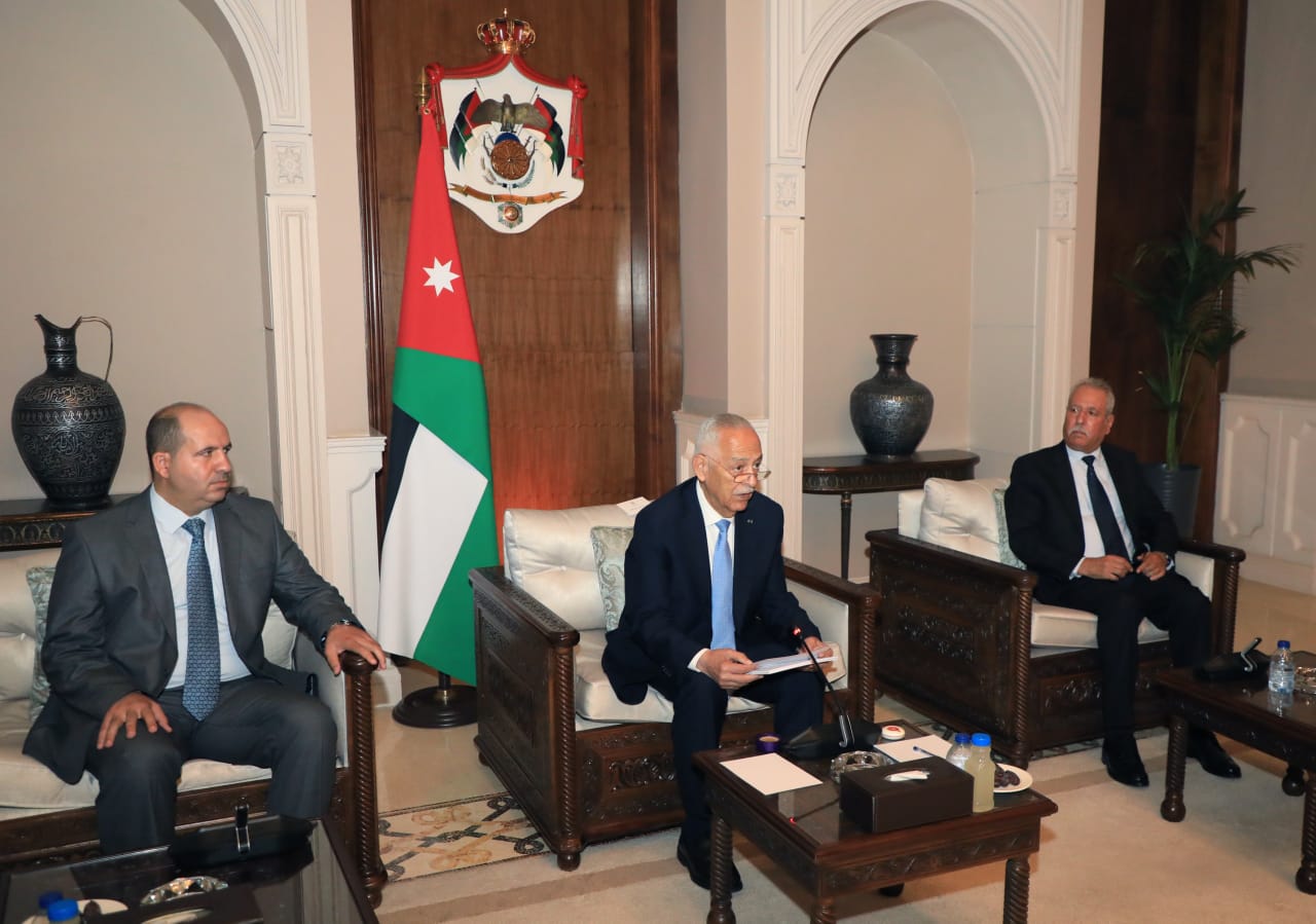 العيسوي يلتقي وفودا من لواء الرصيفة وتجارة الرمثا ومؤسسة السلام