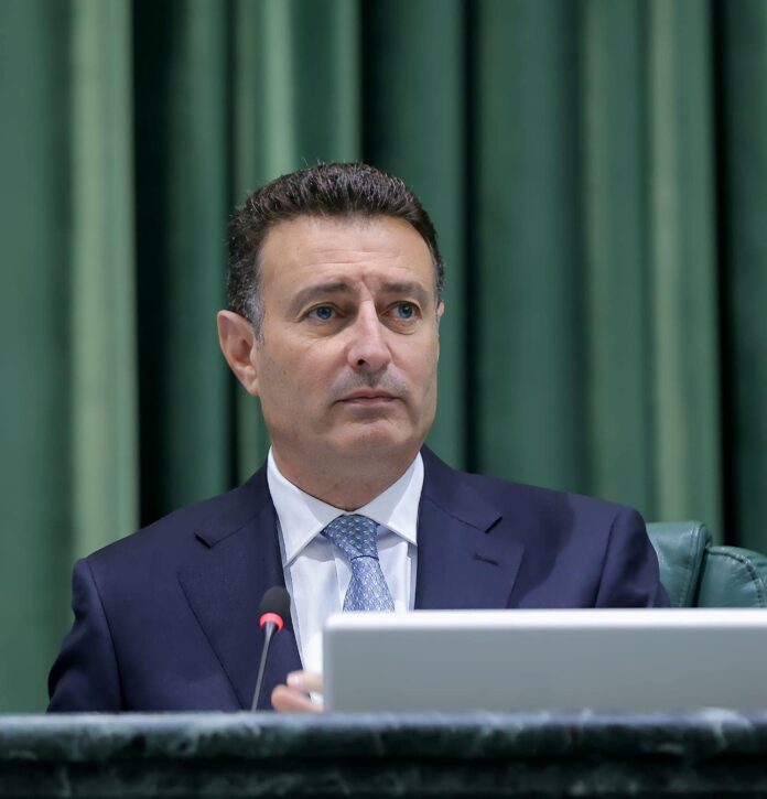 الصفدي يهنئ الملك وولي العهد بالعام الهجري الجديد