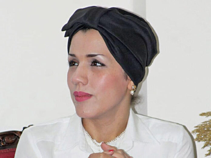 مشاركة للشاعرة الجزائرية سمية محنش في مهرجان جرش 2024 مشاركة للشاعرة الجزائرية سمية محنش في مهرجان جرش 2024