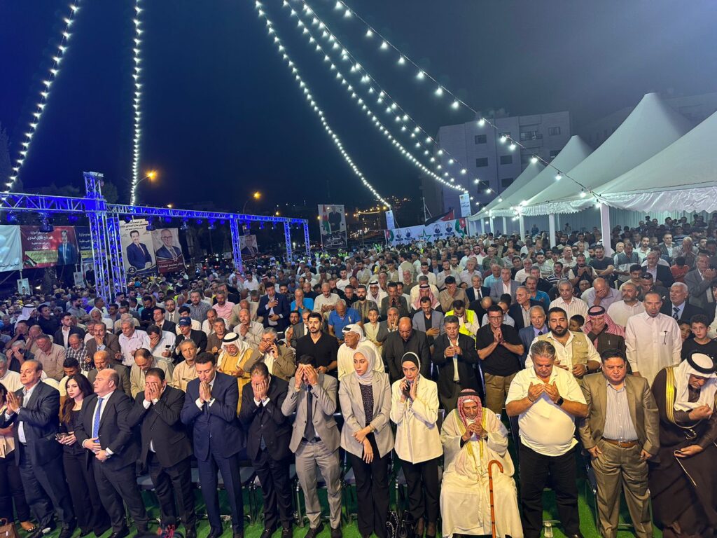 المستقل الاخباري "شاهد الصور" الميثاقيون يشعلون الاضواء في افتتاح المقر الإنتخابي للمرشح غازي البداوي