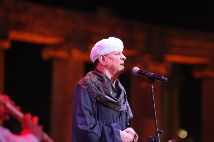 المستقل الاخباري التهامي يضفي على ليالي جرش قالبا روحانيا مميزا