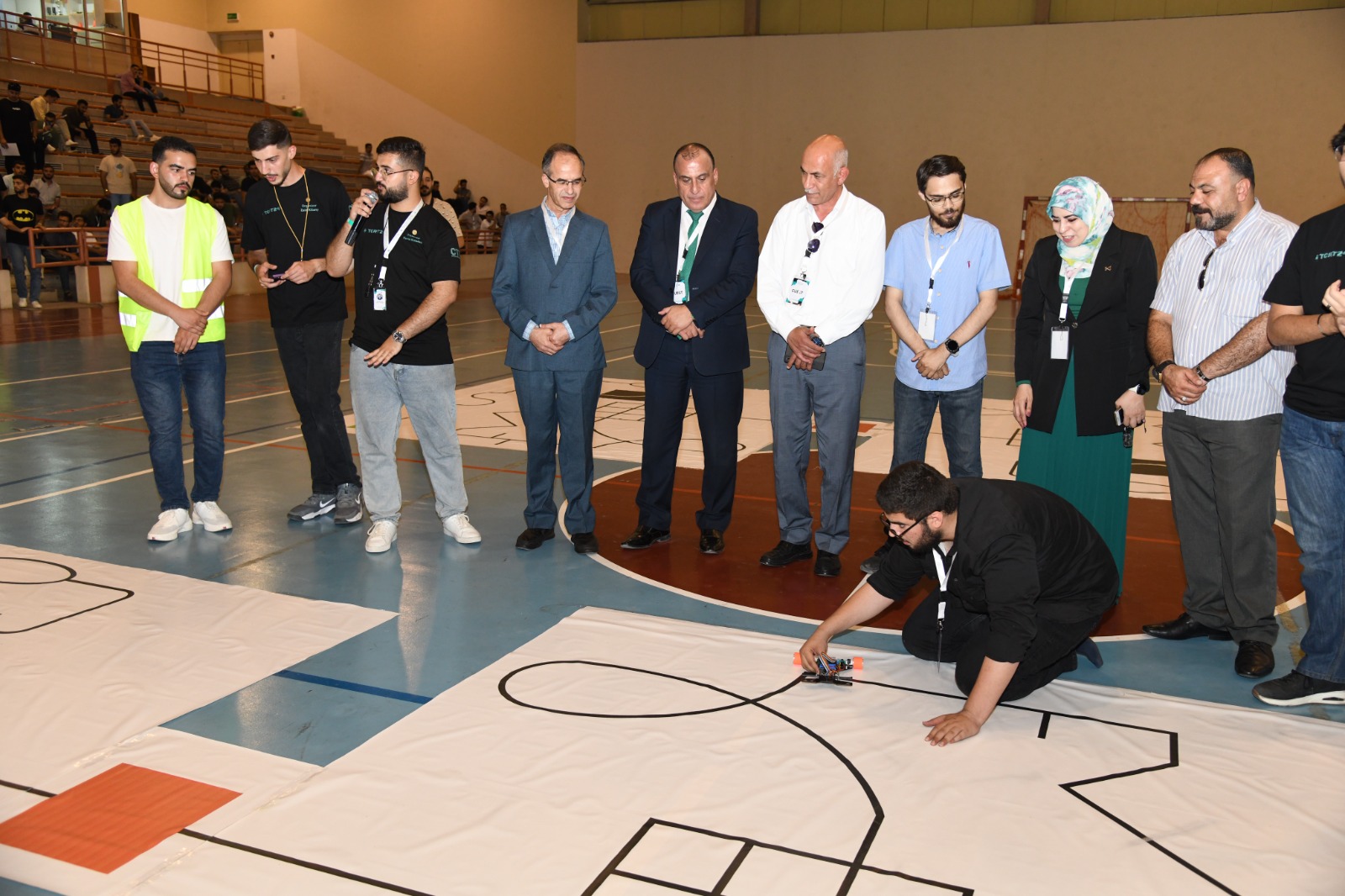 المستقل الاخباري انطلاق مسابقة روبوتات تتبع الخط TCRT 2024 في جامعة العلوم والتكنولوجيا