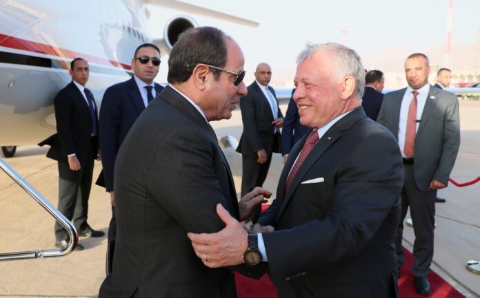 المستقل الاخباري الملك والرئيس المصري يؤكدان ضرورة التوصل إلى تهدئة شاملة المستقل الاخباري الملك والرئيس المصري يؤكدان ضرورة التوصل إلى تهدئة شاملة