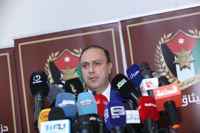 المستقل الاخباري - المومني يعلن البرنامج الانتخابي للميثاق - تفاصيل