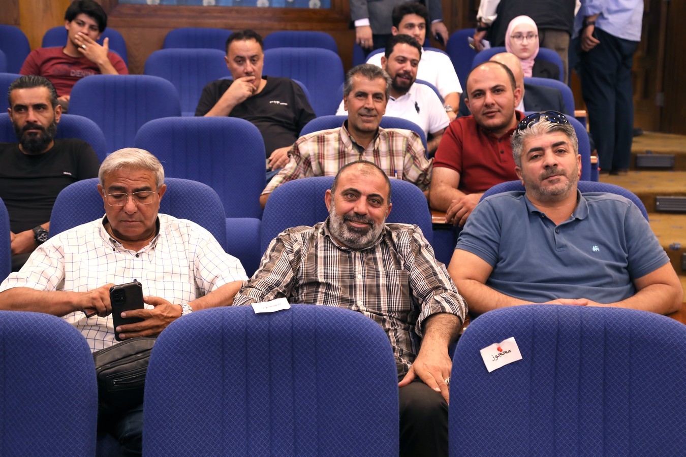 العموش يناقش معدل تنظيم المكاتب العقارية مع أصحاب المكاتب والمقدرين والمساحين