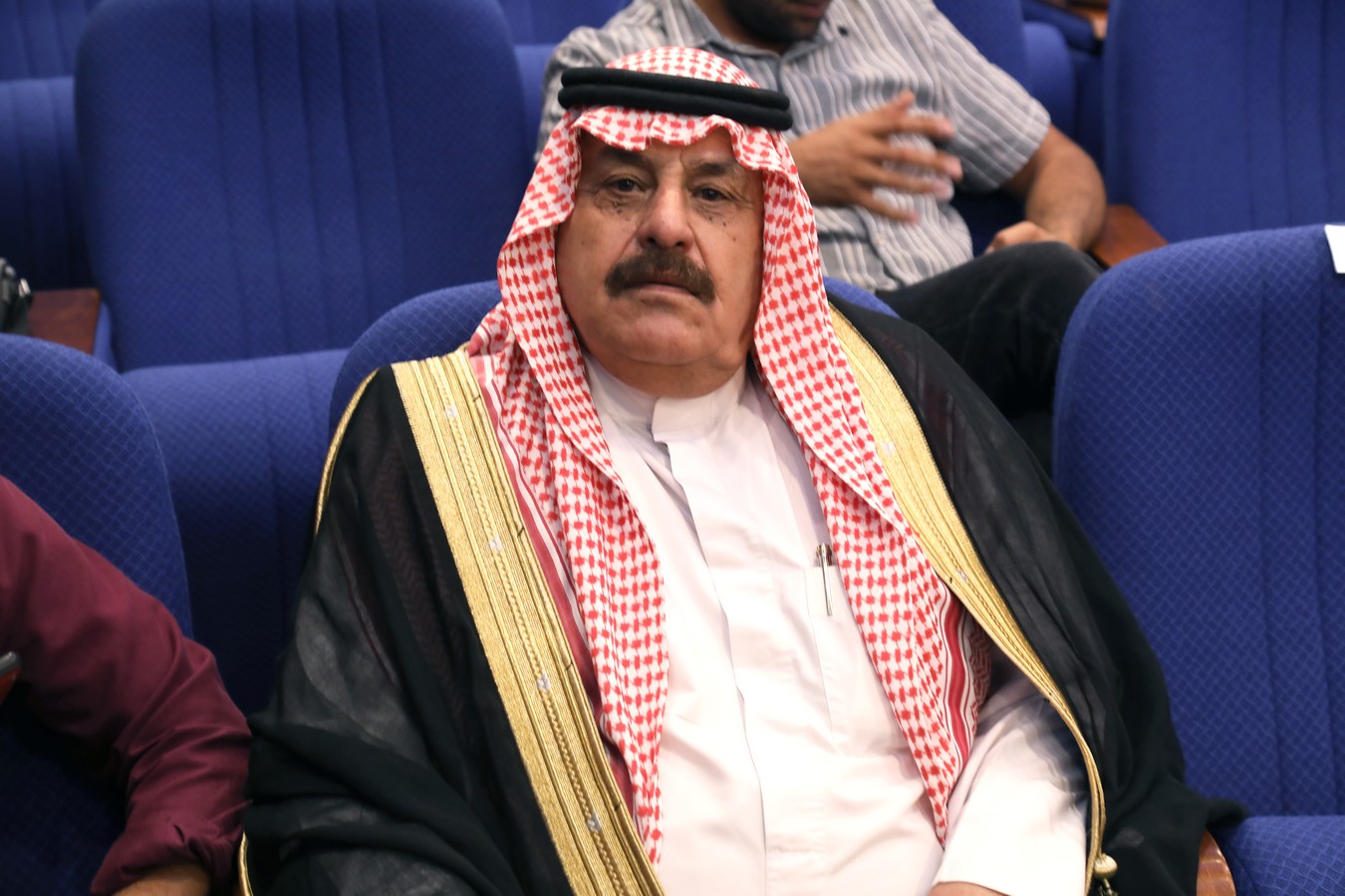 العموش يناقش معدل تنظيم المكاتب العقارية مع أصحاب المكاتب والمقدرين والمساحين