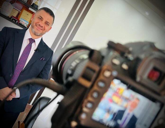 المستقل الاخباري محمد ابو عمارة يكتب : حكايا فنجان قهوتي (10) نظرية الجنون المستقل الاخباري محمد ابو عمارة يكتب : حكايا فنجان قهوتي (10) نظرية الجنون