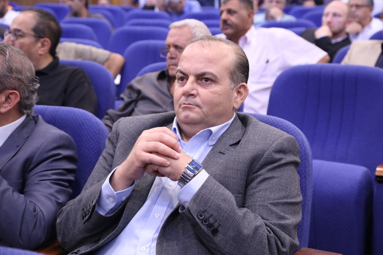 العموش يناقش معدل تنظيم المكاتب العقارية مع أصحاب المكاتب والمقدرين والمساحين