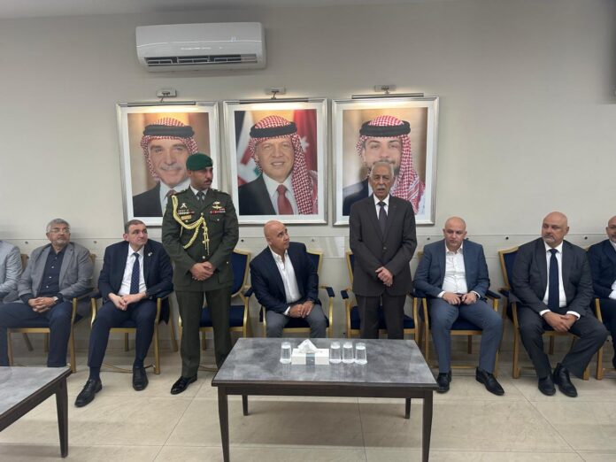 المستقل الاخباري مندوبا عن الملك وولي العهد.. العيسوي يعزي آل المدني