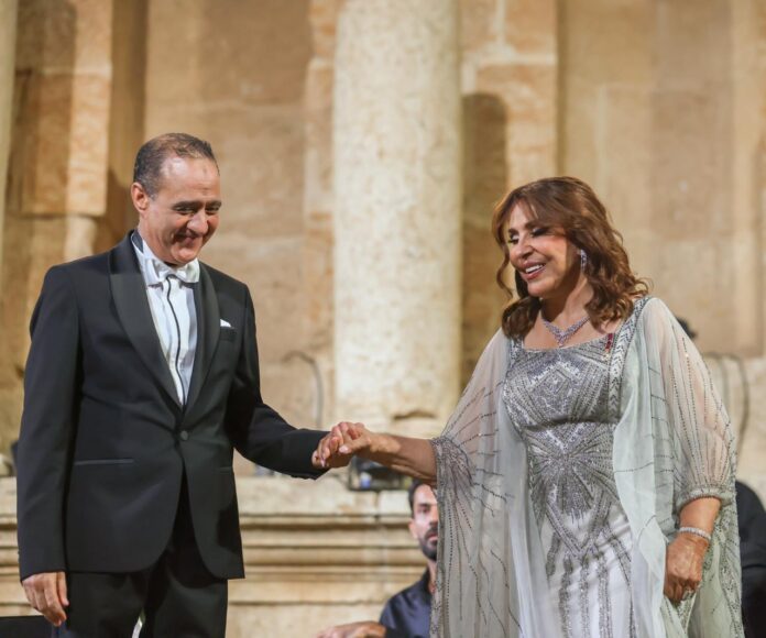 المستقل الاخباري عفاف راضي لأول مرة في جرش تغني 