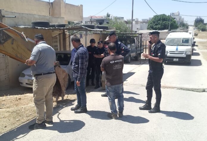 المستقل الاخباري الرمثا : مياه اليرموك تضبط اشقاء يبيعون المياه لجيرانهم المستقل الاخباري الرمثا : مياه اليرموك تضبط اشقاء يبيعون المياه لجيرانهم