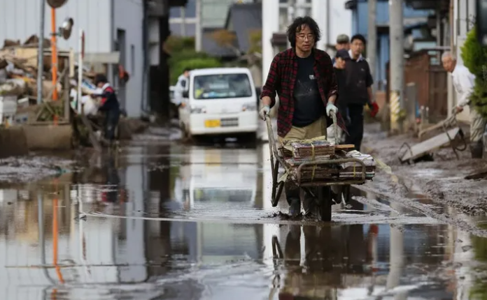 المستقل الاخباري الإعصار شانشان : اليابان تعلن وفاة 3 أشخاص وإصابة 40 المستقل الاخباري الإعصار شانشان : اليابان تعلن وفاة 3 أشخاص وإصابة 40