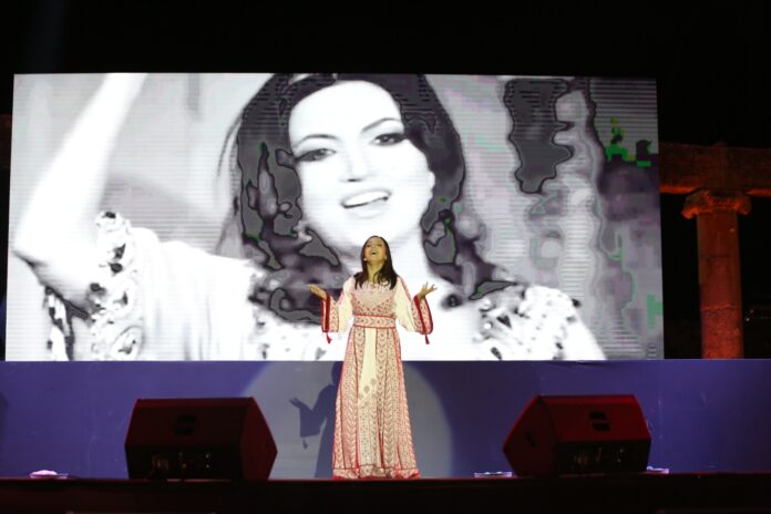 المستقل الاخباري جرش 38 يحيي ليلة حب ووفاء للفنانة سميرة توفيق المستقل الاخباري جرش 38 يحيي ليلة حب ووفاء للفنانة سميرة توفيق