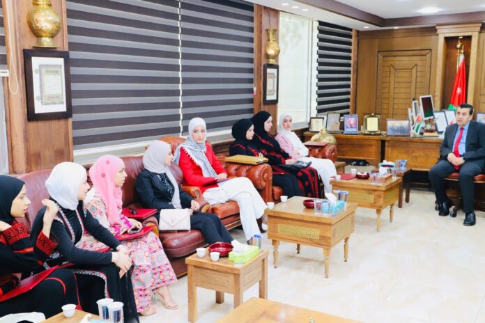 العجلوني يلتقي طالبات من جامعة فلسطين التقنية وجامعة القدس المفتوحة من فلسطين