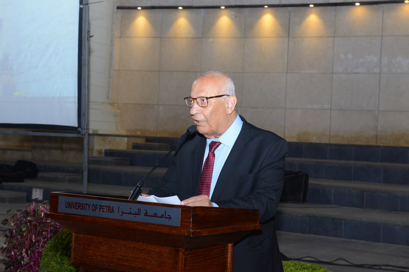 نادي جامعة البترا ينظم حفل العشاء السنوي لأعضائه