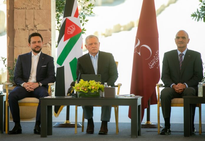 المستقل الاخباري اللواء المتقاعد حمدان الرحيمي يرحب بزياره الملك الى محافظة جرش