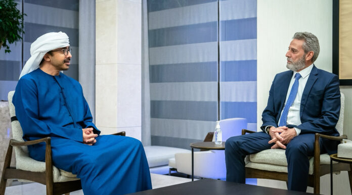 المستقل الاخباري عبد الله بن زايد ومهند هادي يبحثان جهود الاستجابة للأوضاع الإنسانية في غزة