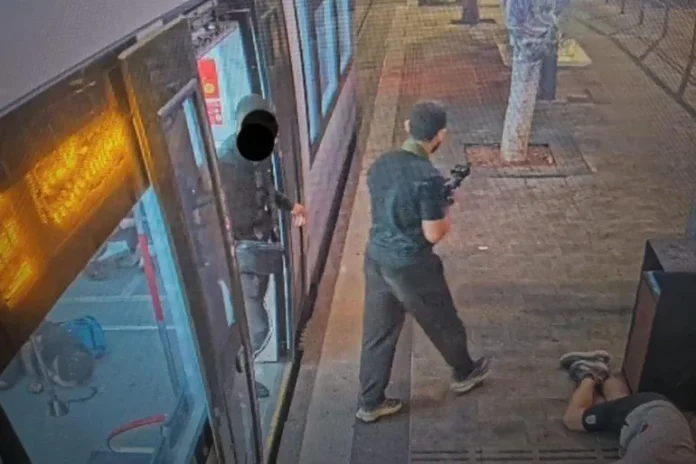 عملية يافا .. كيف تمكن المنفذان من التسلل وقتل وجرح 22 اسرائيليا - تفاصيل عملية يافا .. كيف تمكن المنفذان من التسلل وقتل وجرح 22 اسرائيليا - تفاصيل