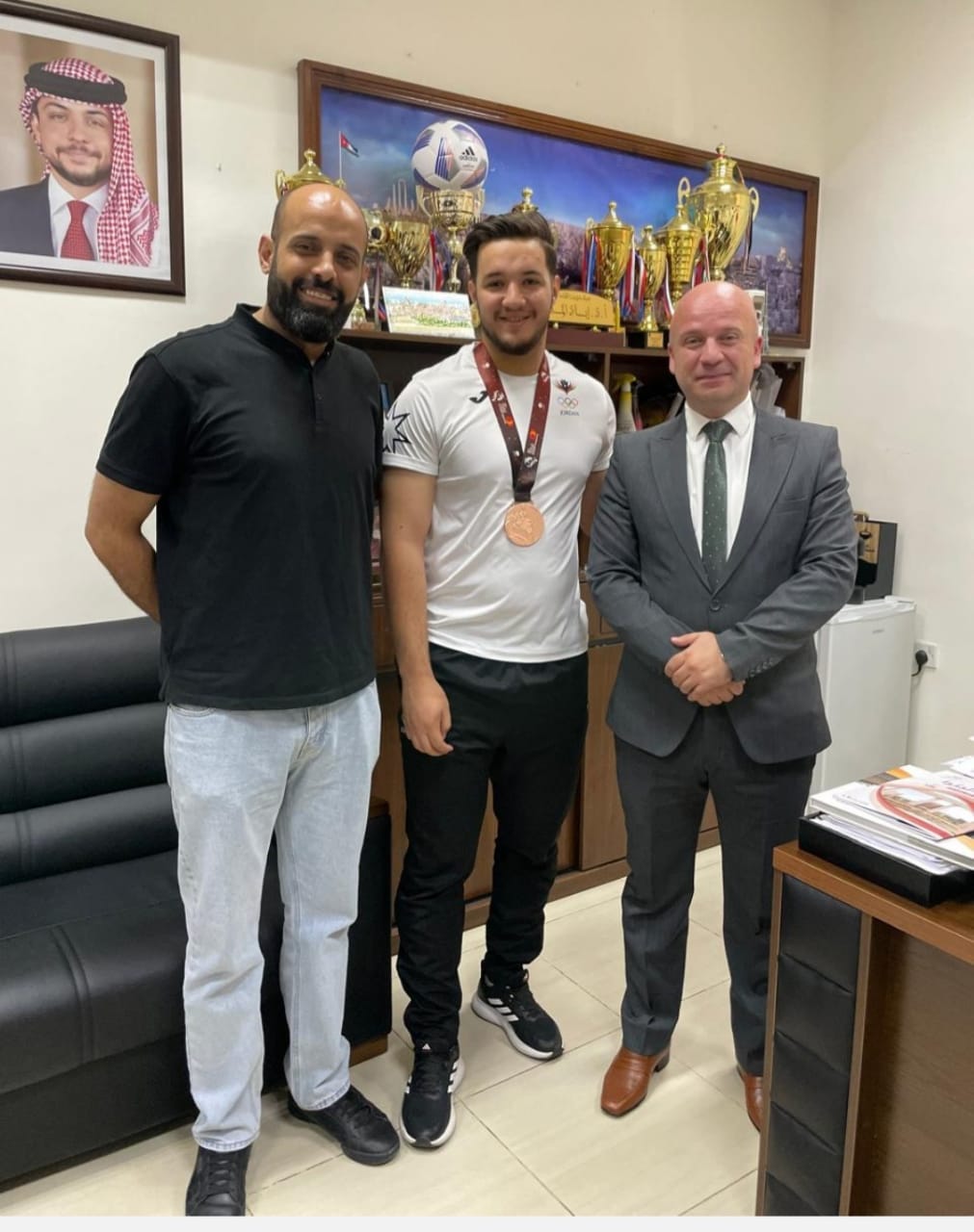 الطالب الصلاج يحصد برونزية رفع الأثقال العالمية لجامعة البترا