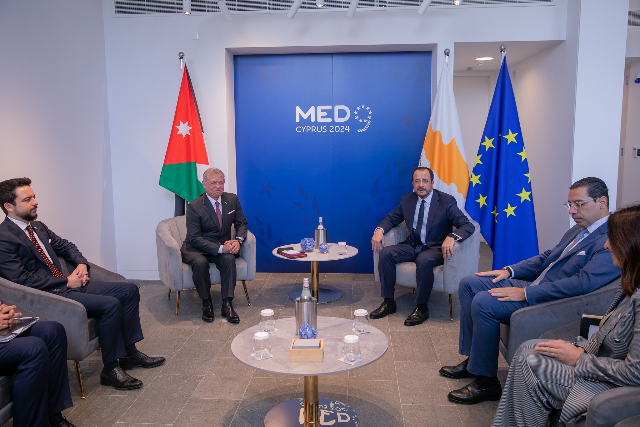 الملك يلتقي مجموعة من الرؤساء في بافوس - صور