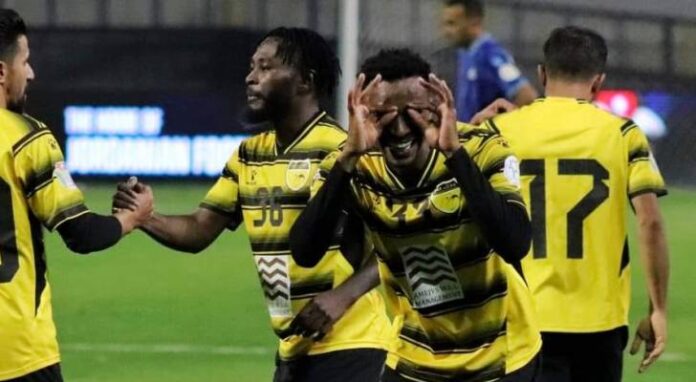 الحسين اربد يفوز على الأهلي وينفرد بصدارة دوري المحترفين