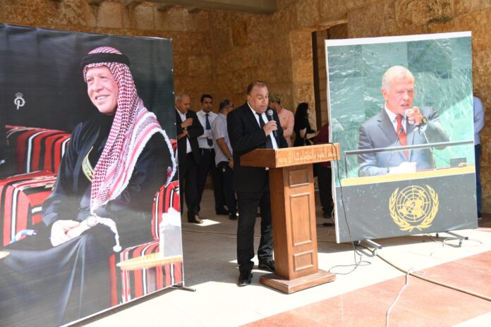 وقفة تضامنية حاشدة في جامعة العلوم والتكنولوجيا نصرة لصمود أهلنا في غزة