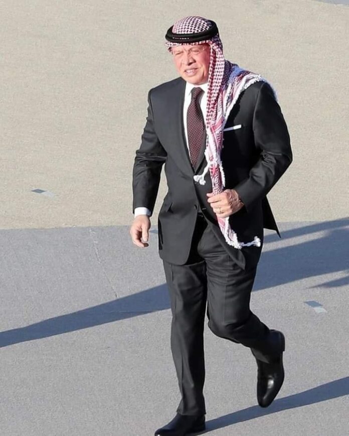 الملك يعود إلى أرض الوطن