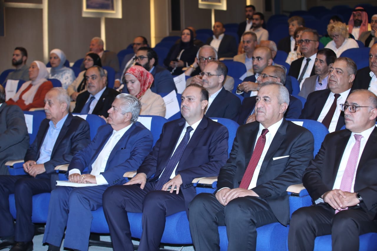 المومني: سنعمل على تشجيع وسائل الإعلام في تطوير أدواتها للتحول الرقمي