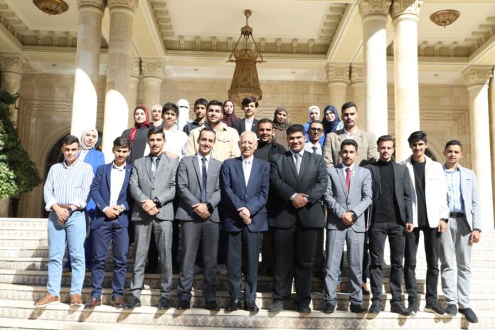 العيسوي يلتقي وفدا من فريق كلنا خلف قيادتنا الهاشمية