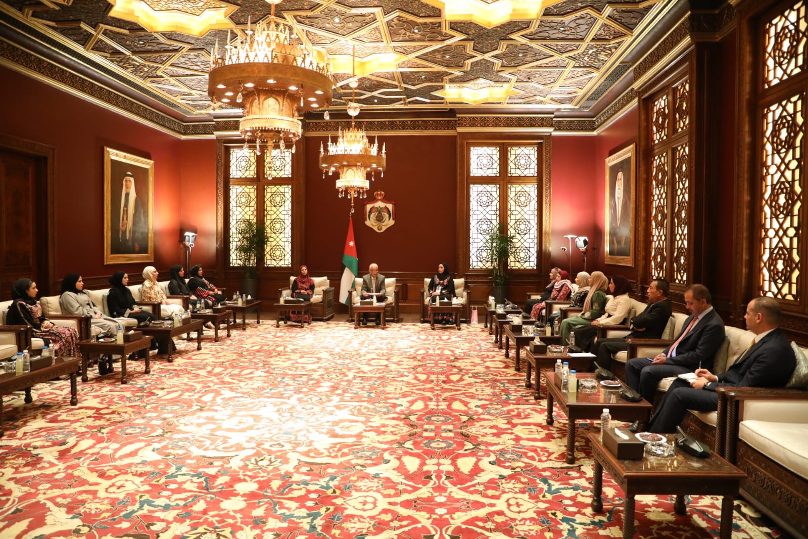 العيسوي: الملك المدافع الأول عن قضايا الأمة