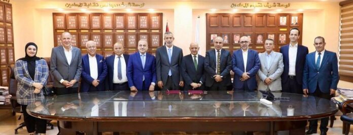 مذكرة تفاهم بين نقابة المحامين وتجارة عمان مذكرة تفاهم بين نقابة المحامين وتجارة عمان